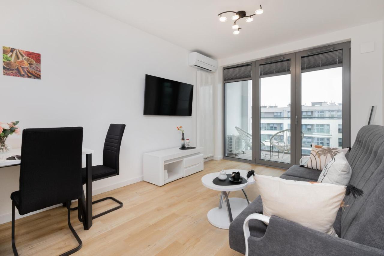 Plac Unii Apartment Gdynia By Noclegi Renters Екстериор снимка
