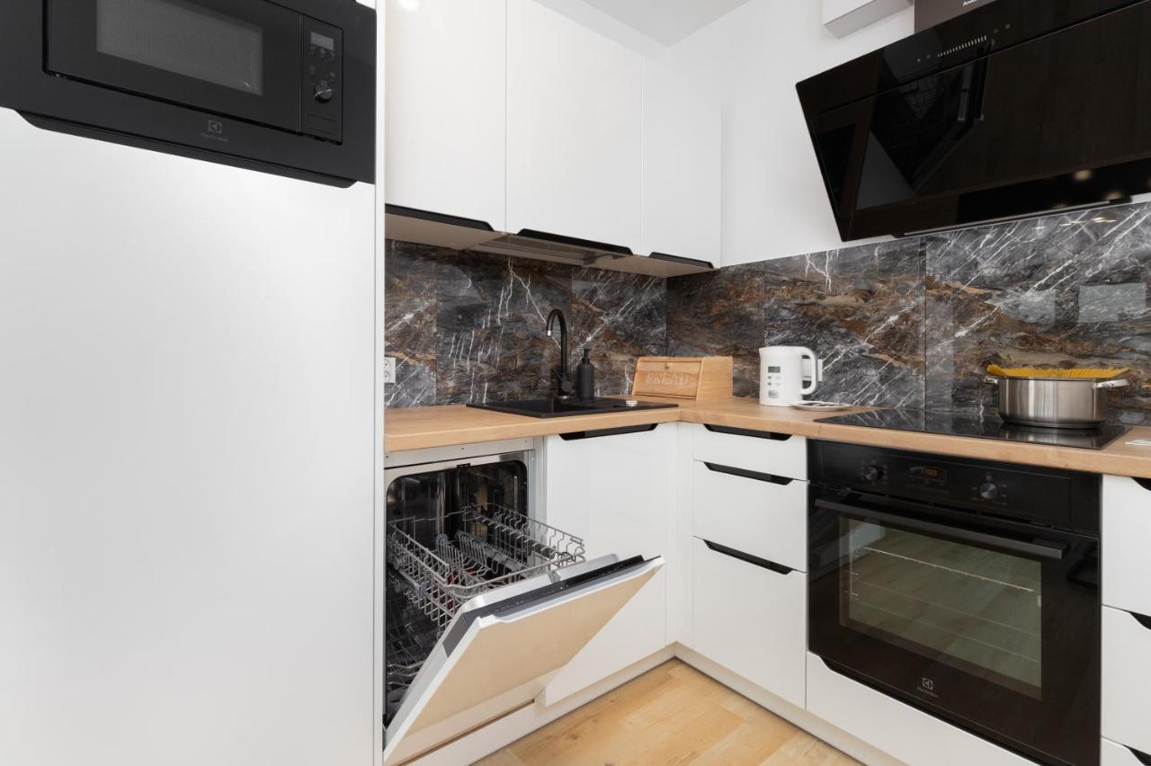 Plac Unii Apartment Gdynia By Noclegi Renters Екстериор снимка